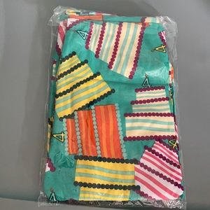 —LuLaRoe 4th Birthday Leggings - One Size